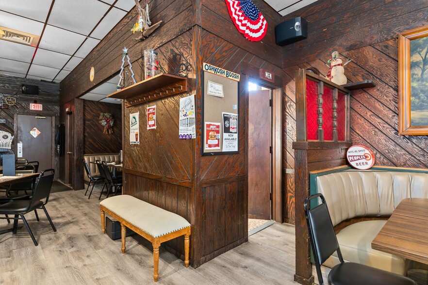 More Photos Of 344 Bowen St, Oshkosh Restaurant For Sale