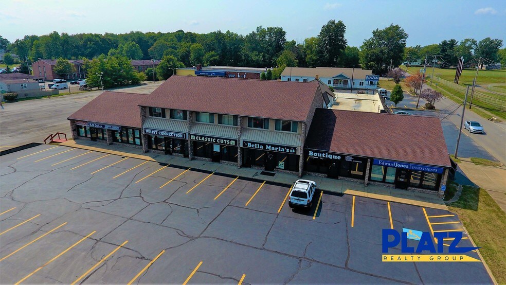 More Photos Of 7510 Market St, Youngstown Storefront Retail Office For Lease