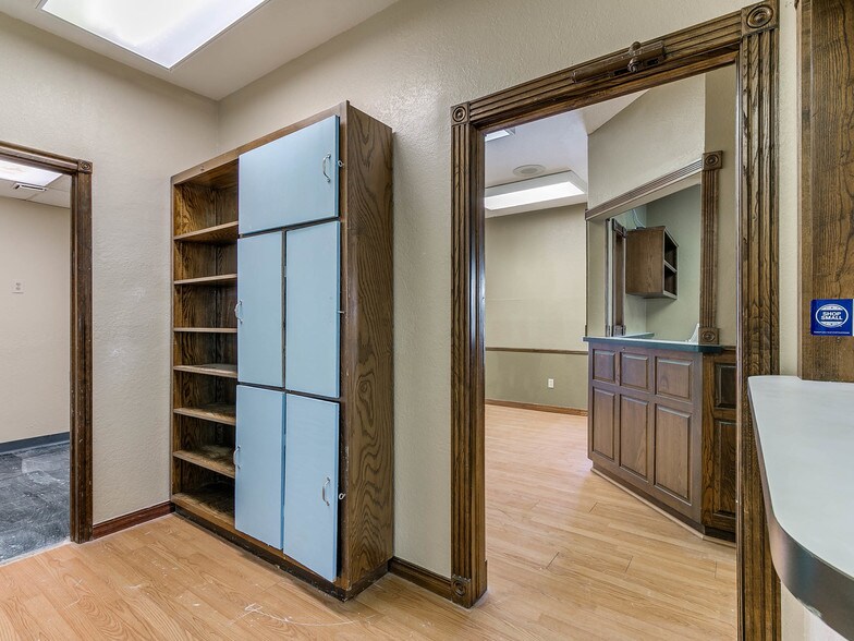 More Photos Of 2820-2828 Linda Ln, Oklahoma City Medical For Sale