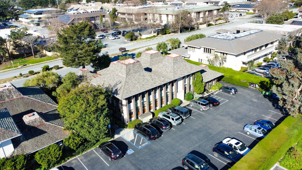 Primary Photo Of 26535 Carmel Rancho Blvd, Carmel Medical For Lease