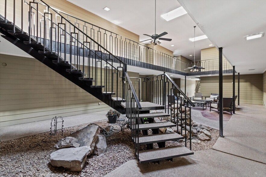 More Photos Of , Memphis Multifamily For Sale