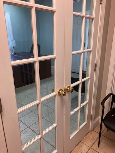 More Photos Of 1800 Old Trolley Rd, Summerville Office For Lease