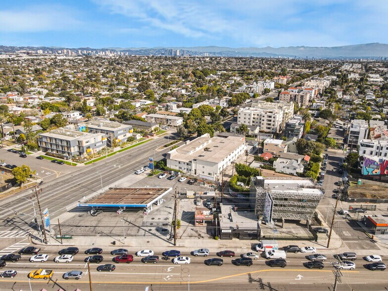 More Photos Of 2422 Lincoln Blvd, Venice Land For Sale