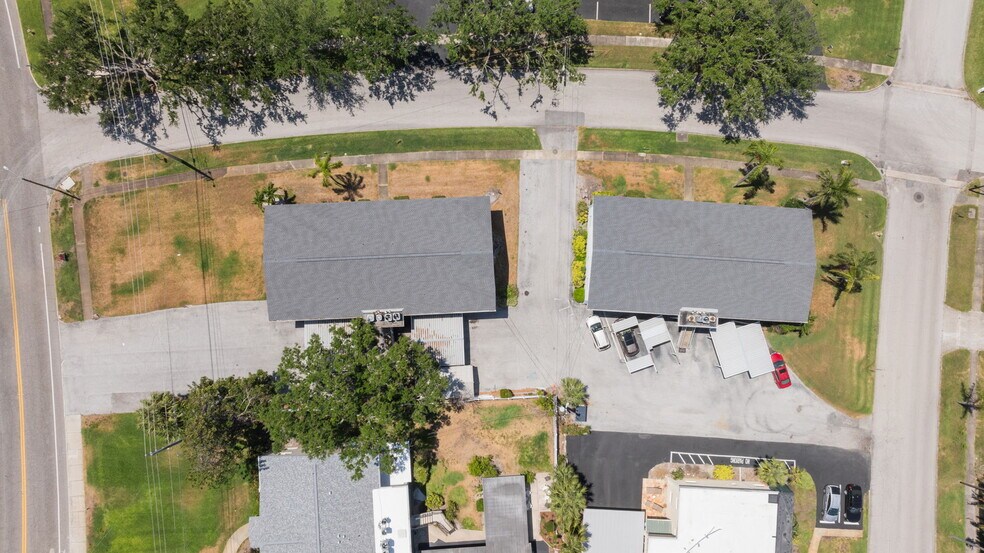 More Photos Of 500 Bayview Dr NE, Saint Petersburg Apartments For Sale