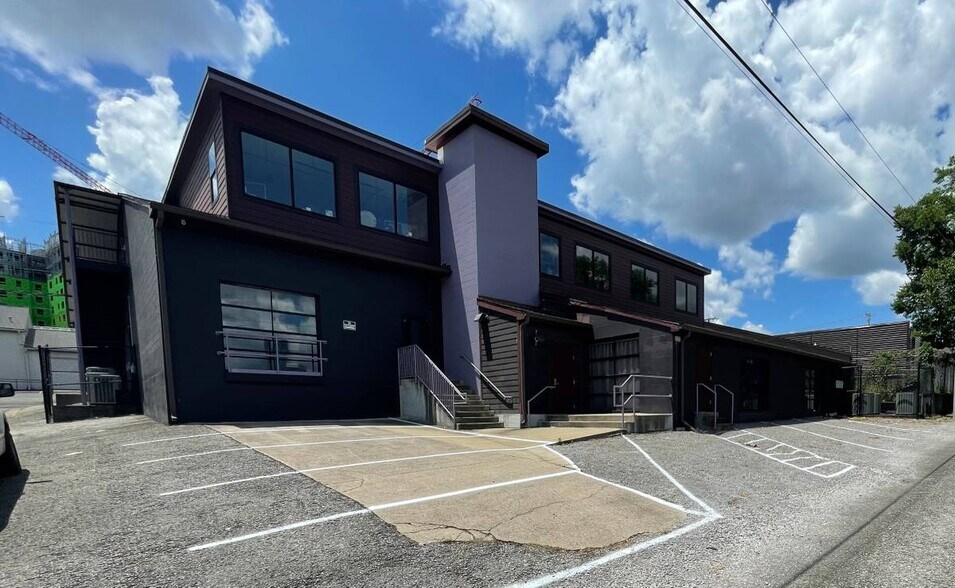 More Photos Of 632 Fogg St, Nashville Loft Creative Space For Lease
