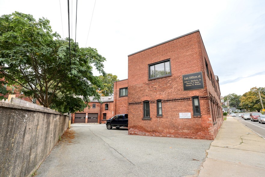 More Photos Of 480 Hampden St, Holyoke Office For Sale