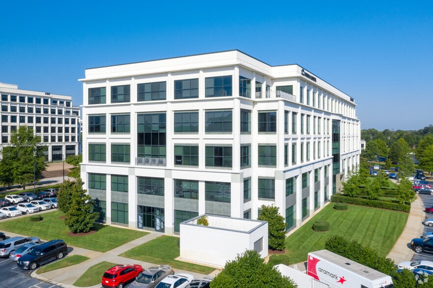 More Photos Of 3700 Arco Corporate Dr, Charlotte Office For Lease