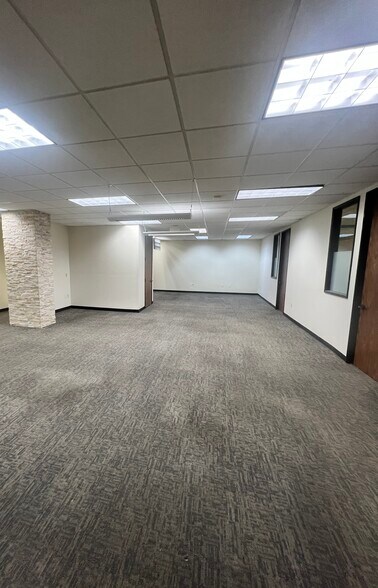 More Photos Of 5900 Canoga Ave, Woodland Hills Office For Lease