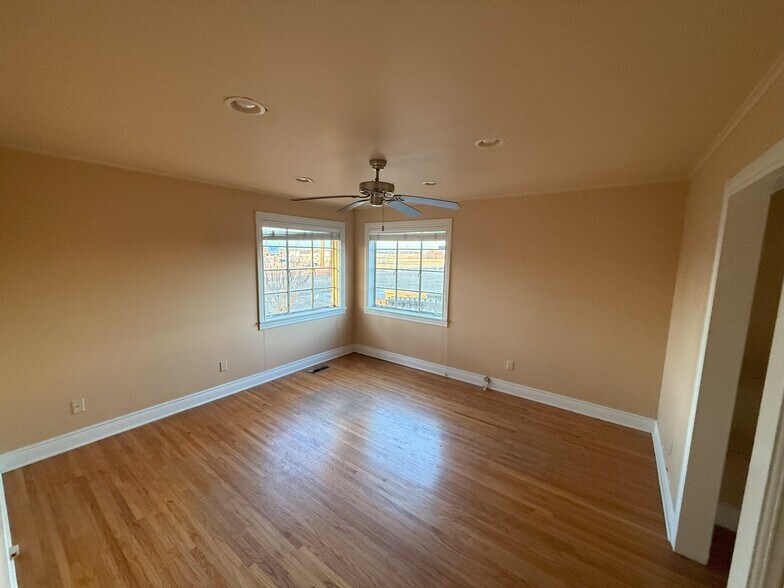 More Photos Of 9708 Highway 71 S, Fort Smith Office For Sale