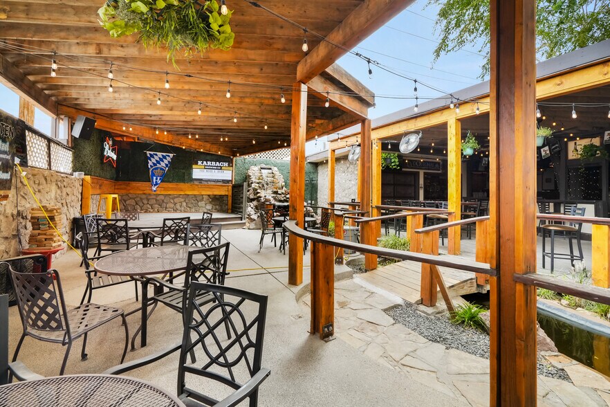 More Photos Of 5200 Doniphan Dr, El Paso Bar For Sale