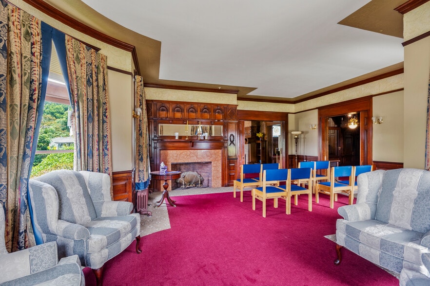 More Photos Of 76 Prospect St, Vernon Funeral Home For Sale