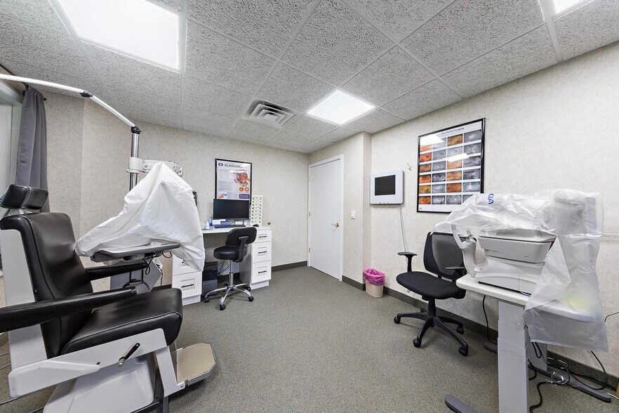 More Photos Of 257 Monmouth Rd, Oakhurst Medical For Sale