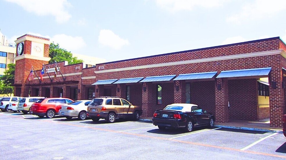 Primary Photo Of 618 Clara Barton Blvd, Garland Medical For Lease