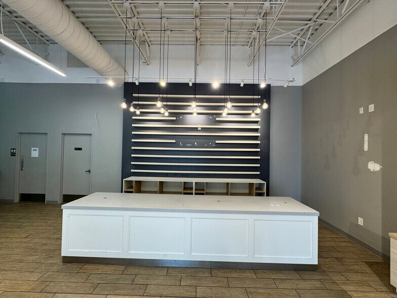 More Photos Of 2015 W Foxwood Dr, Raymore Unknown For Lease