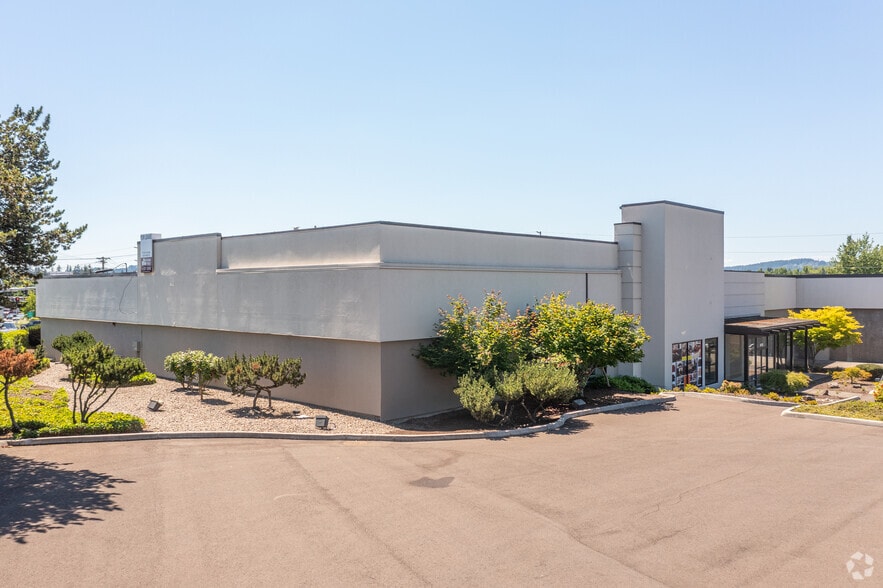 More Photos Of 9495-9595 SW Cascade Ave, Beaverton Freestanding For Lease