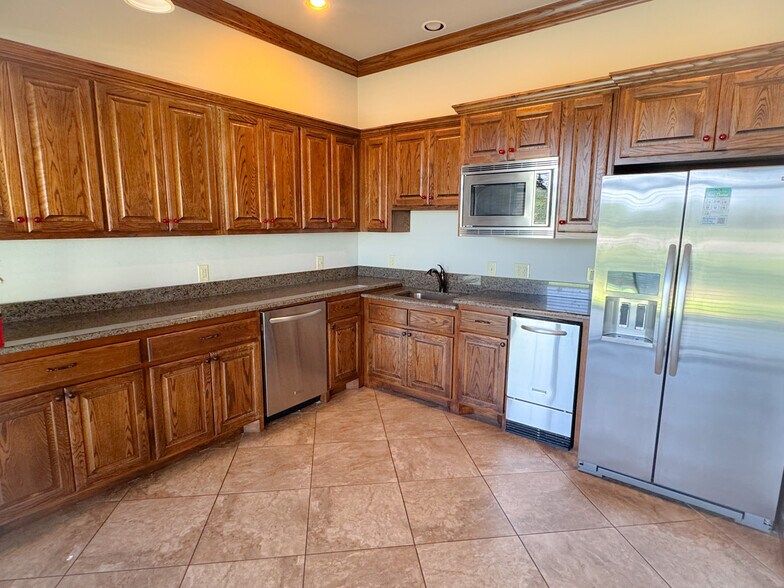 More Photos Of 9212 N Kelley Ave, Oklahoma City Office For Lease