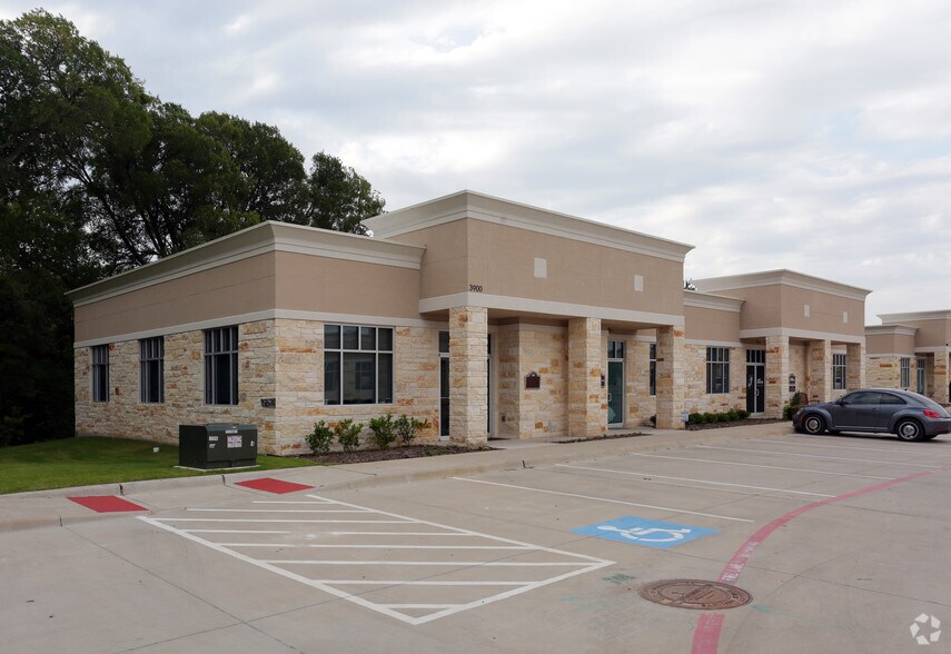 More Photos Of 3900 S Stonebridge Dr, McKinney Office For Lease