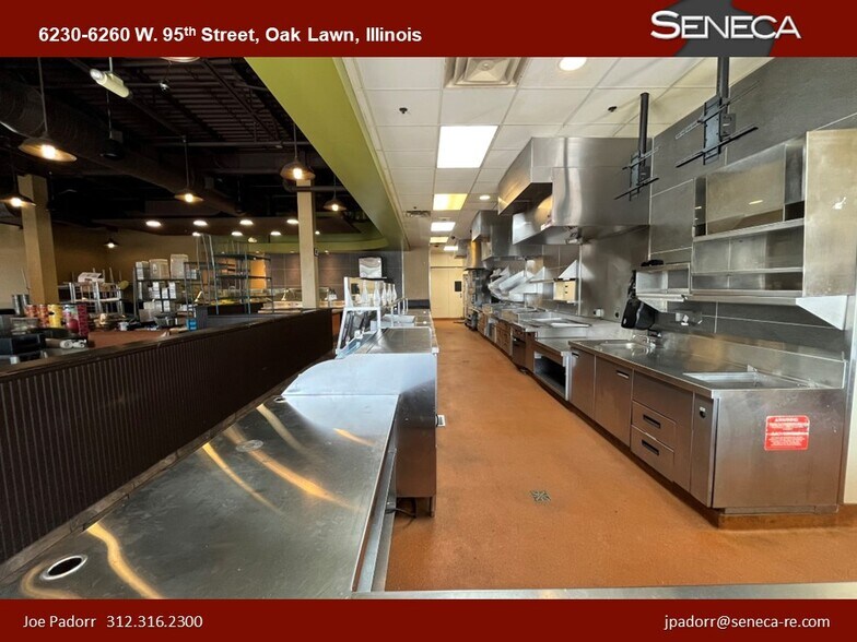 More Photos Of 6230-6260 W 95th St, Oak Lawn Unknown For Lease