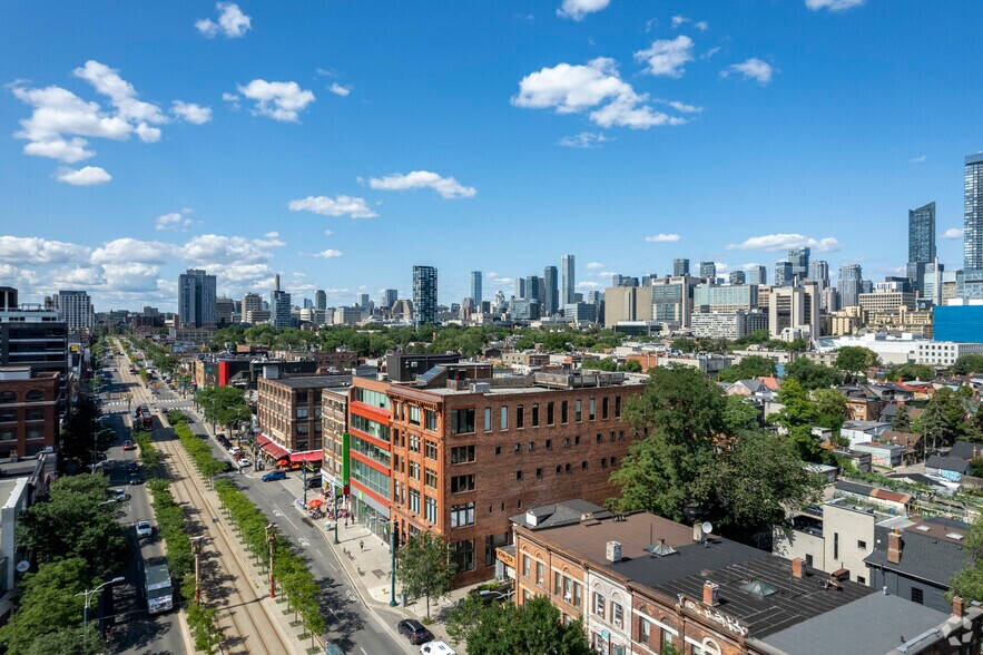 More Photos Of 241 Spadina Ave, Toronto Office For Lease