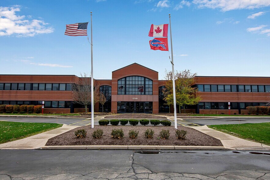 Primary Photo Of 1759 Wehrle Dr, Amherst Office For Lease