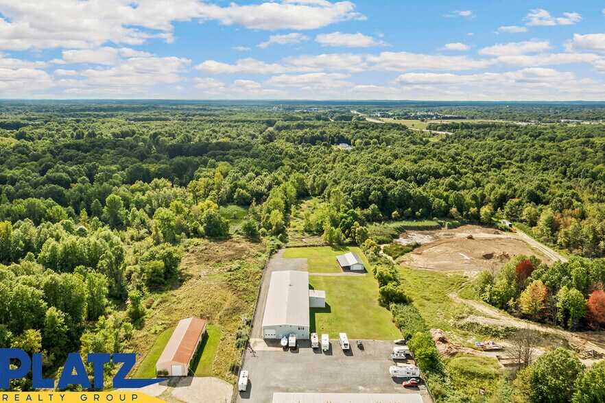 More Photos Of 3603 Larchmont NE ave, Warren Warehouse For Sale