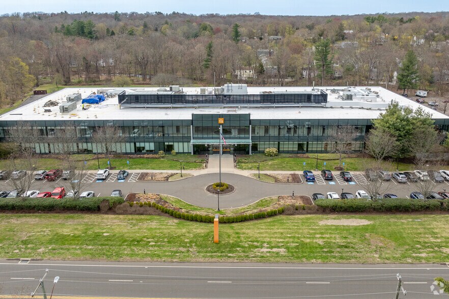 More Photos Of 260 Long Ridge Rd, Stamford Medical For Lease