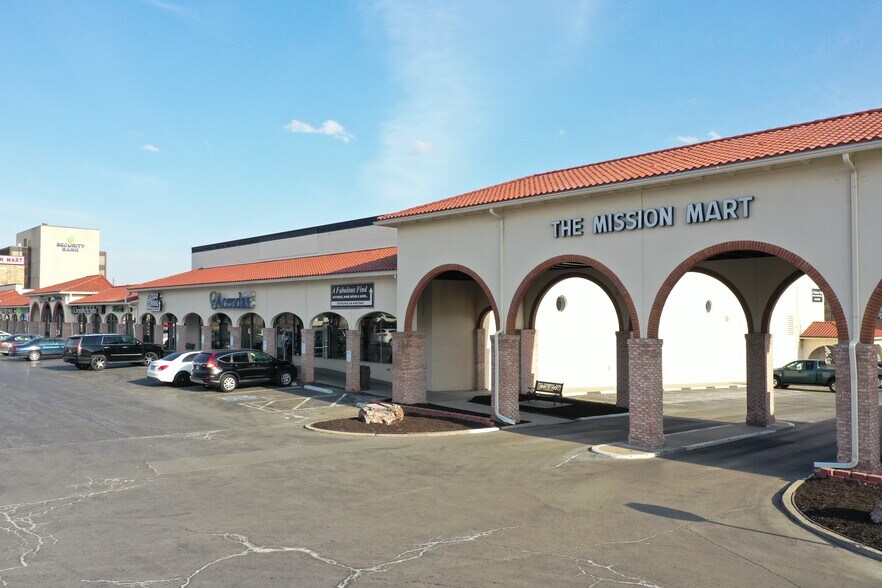More Photos Of 5301-5431 Johnson Dr, Mission Unknown For Lease