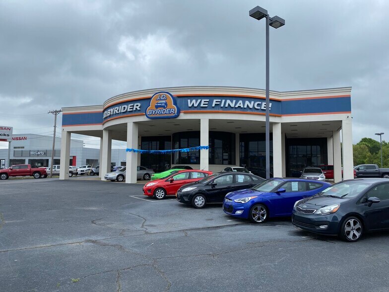 More Photos Of 6055 Landers Rd, North Little Rock Auto Dealership For Sale