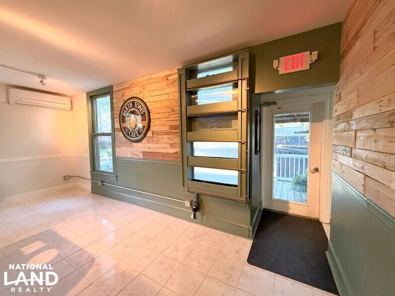 More Photos Of 4 S 1st St, Denton Specialty For Sale