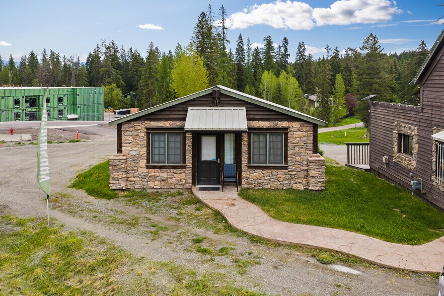 More Photos Of 5895 US Highway 93, Whitefish Office For Sale