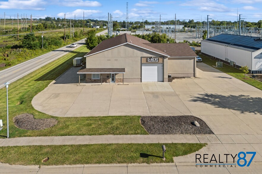 More Photos Of 2700 Stonegate Ct, Hiawatha Industrial For Sale