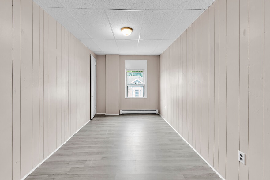 More Photos Of 409 W Broad St, Tamaqua Apartments For Sale