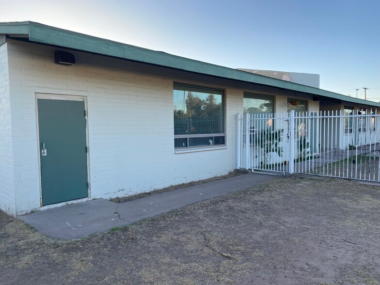 More Photos Of 630 W 17th Pl, Tempe Schools For Lease