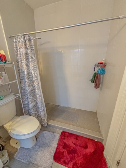 More Photos Of 81 Ten Broeck St, Albany Multifamily For Sale
