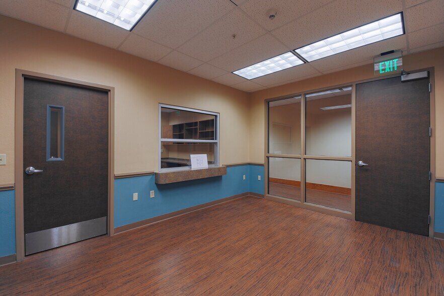 More Photos Of 3270 Joe Battle Blvd, El Paso Medical For Lease