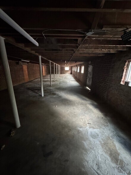 More Photos Of 1783 NE Cheshire Bridge Rd, Atlanta Freestanding For Sale