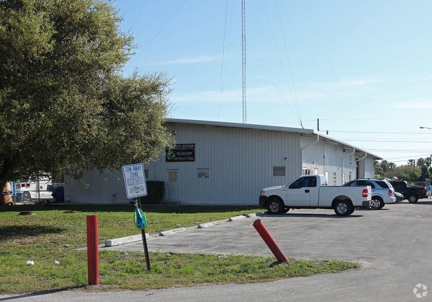 Primary Photo Of 2269 Indian Rd, West Palm Beach Warehouse For Lease