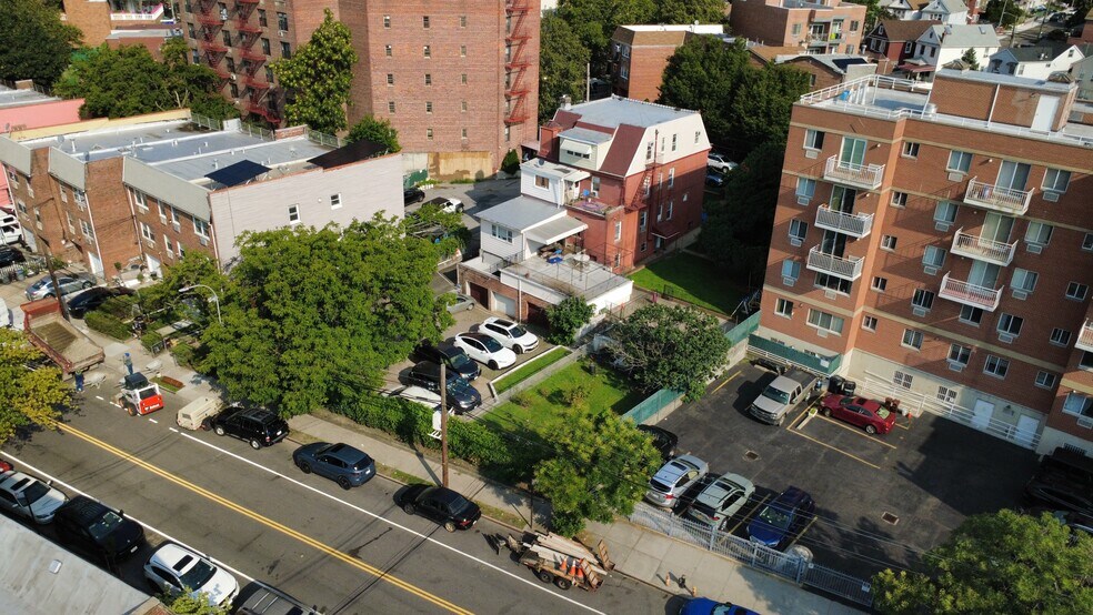 More Photos Of 7814 46th Ave, Elmhurst Land For Sale