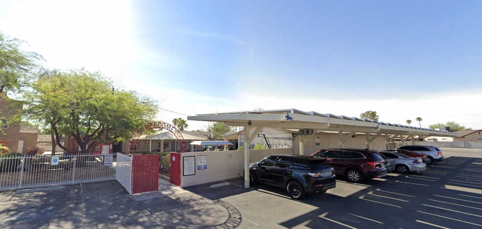 More Photos Of 4201 W Washington Ave, Las Vegas Religious Facility For Lease
