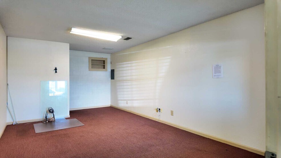 More Photos Of 11763 N Us-319, Thomasville Manufacturing For Sale