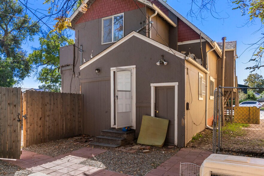 More Photos Of 1558 Dallas St, Aurora Apartments For Sale