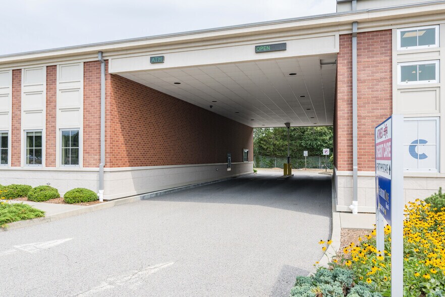 More Photos Of 5750 Post Rd, East Greenwich Medical For Sale