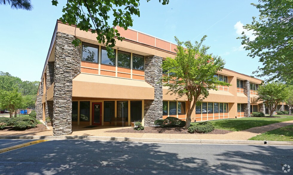 More Photos Of 9323 Midlothian Tpke, Richmond Unknown For Lease