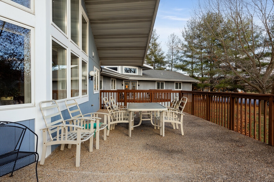 More Photos Of 218 Mill Rd, Woodstock Congregate Senior Housing For Sale