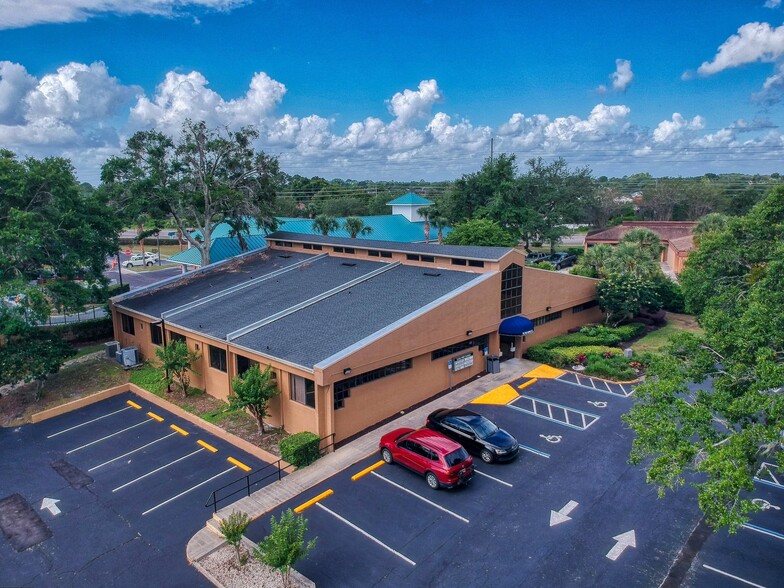 Primary Photo Of 75 Fox Ridge Ct, DeBary Medical For Lease