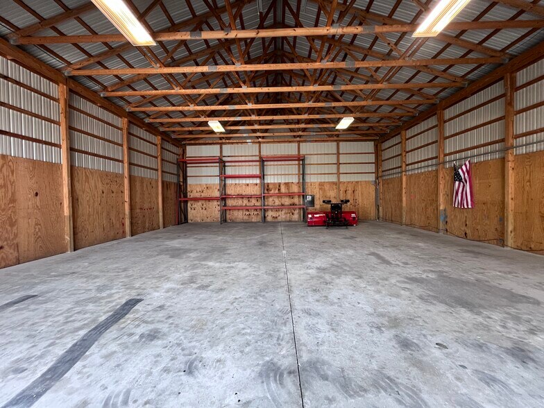 More Photos Of 403 Flint Hill Rd, King Of Prussia Warehouse For Lease