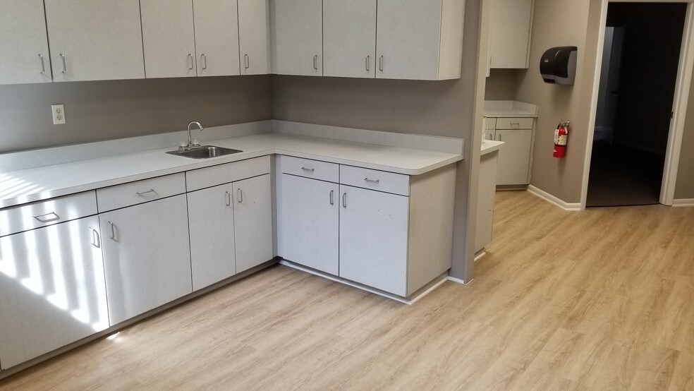 More Photos Of 1034 NW 57th St, Gainesville Medical For Lease