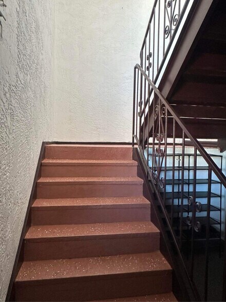 More Photos Of 10832 Prospect Ave NE, Albuquerque Office For Lease