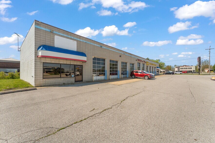 More Photos Of 5843 Us-6, Portage Auto Repair For Sale