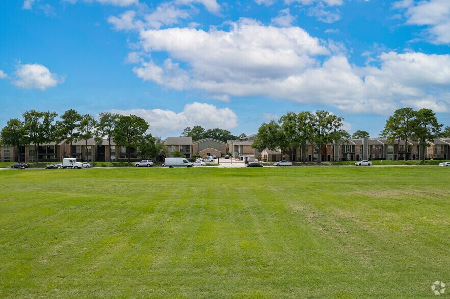 More Photos Of 232 Barren Springs Dr, Houston Land For Sale